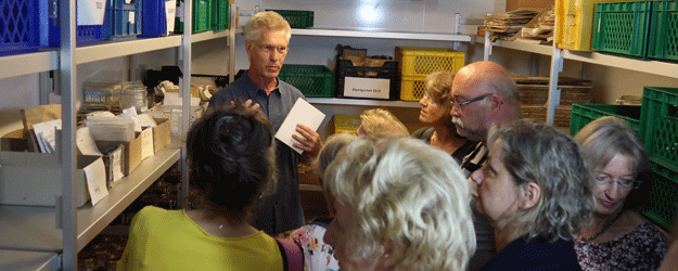 Führung durch die Saatgutbank Dahlem für bedrohte Wildpflanzen durch Albert-Dieter Stevens